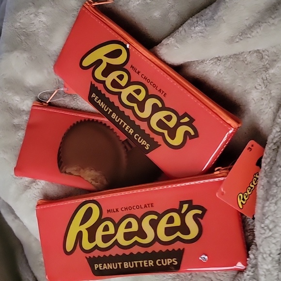 COPY - Reese’s Peanut ButterCup ChocolateVinyl ZipperPencil/Make Up/Coin/Wallet… - Picture 3 of 4